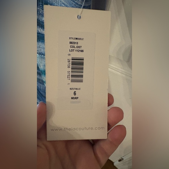 Theia Beautiful Cocktail Dress- NWT - Picture 6 of 12